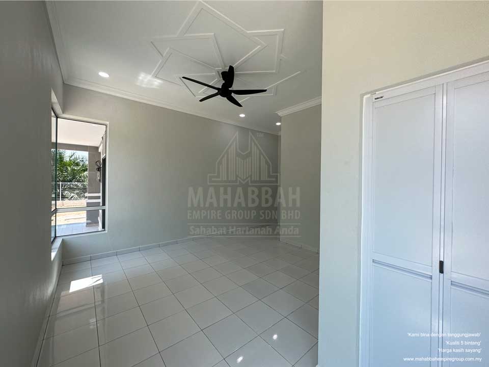 Bilik Utama: Potfolio BRATS di Guchil Kuala Krai - Bina Rumah Atas Tanah Sendiri (BRATS) Villa Danish II (Type C) MEGSB