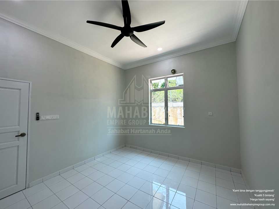 Bilik Keedua: Potfolio BRATS di Guchil Kuala Krai - Bina Rumah Atas Tanah Sendiri (BRATS) Villa Danish II (Type C) MEGSB