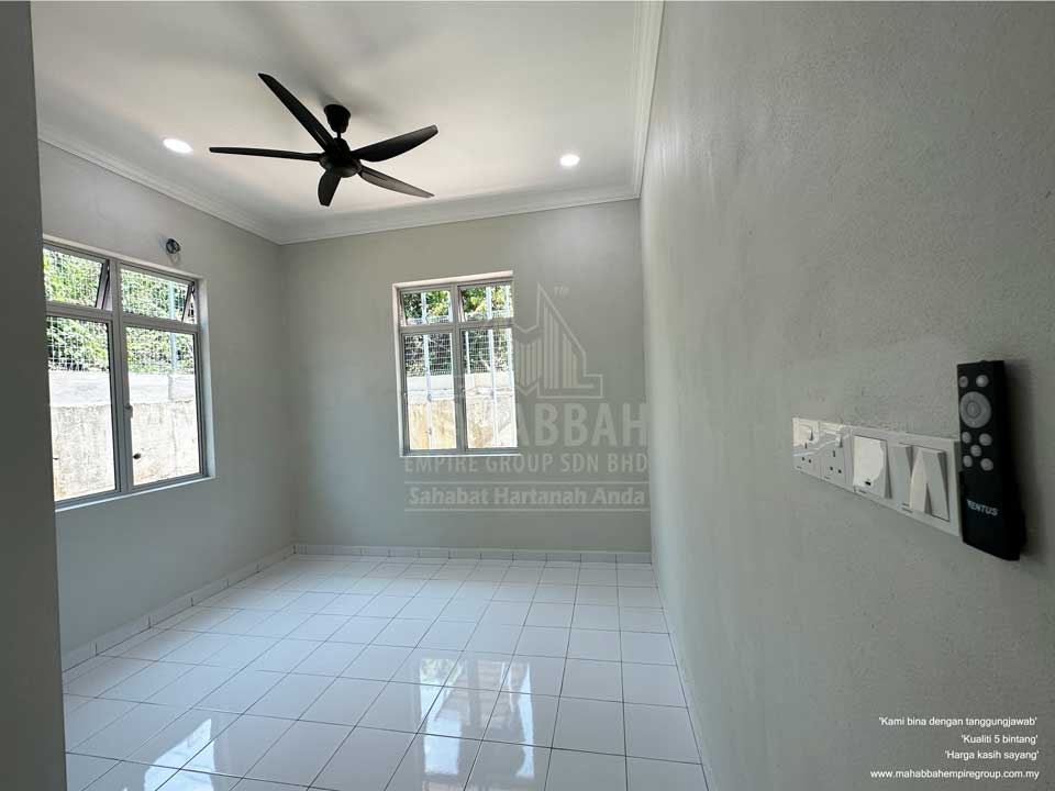 Bilik Ketiga: Potfolio BRATS di Guchil Kuala Krai - Bina Rumah Atas Tanah Sendiri (BRATS) Villa Danish II (Type C) MEGSB