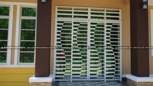 MEGSB: Grill Pintu 06