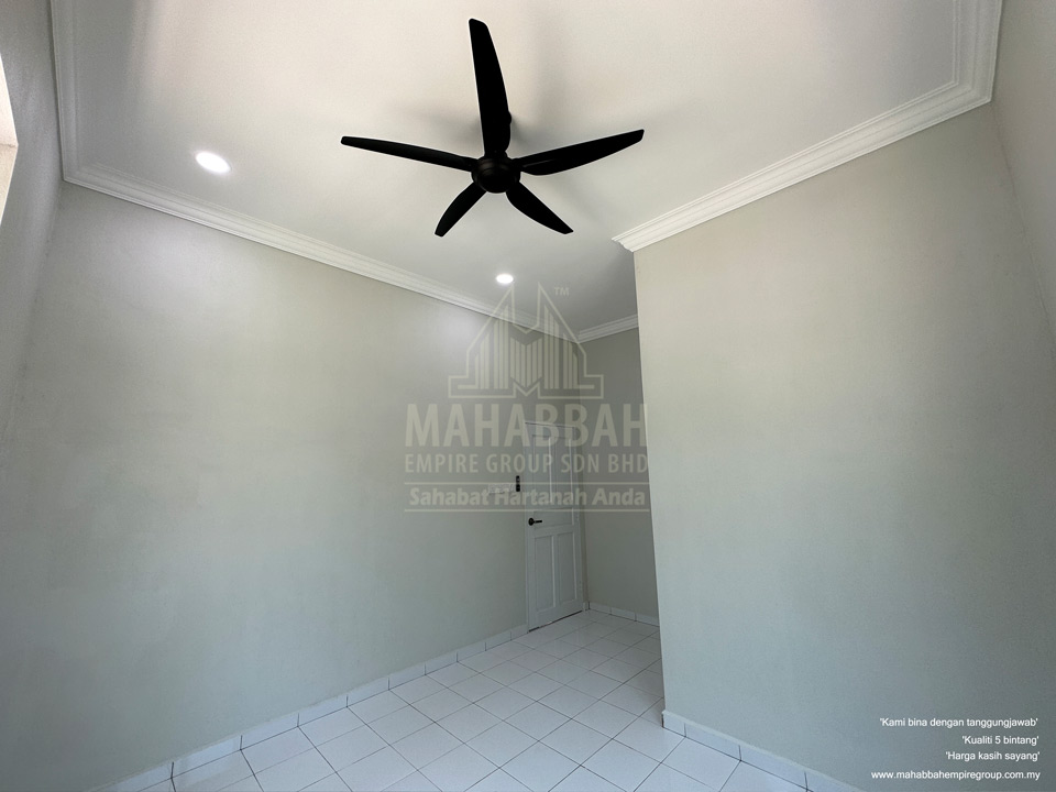 Bilik Ketiga: Potfolio BRATS di Guchil Kuala Krai - Bina Rumah Atas Tanah Sendiri (BRATS) Villa Danish II (Type C) MEGSB