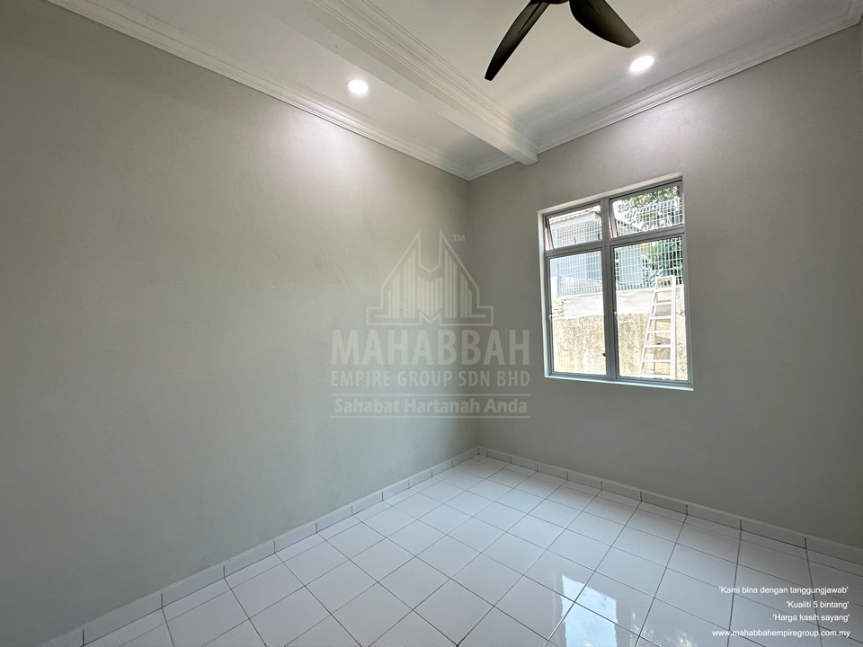 Bilik Keempat: Potfolio BRATS di Guchil Kuala Krai - Bina Rumah Atas Tanah Sendiri (BRATS) Villa Danish II (Type C) MEGSB