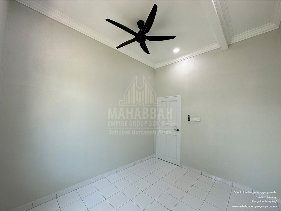 Bilik Keempat: Potfolio BRATS di Guchil Kuala Krai - Bina Rumah Atas Tanah Sendiri (BRATS) Villa Danish II (Type C) MEGSB