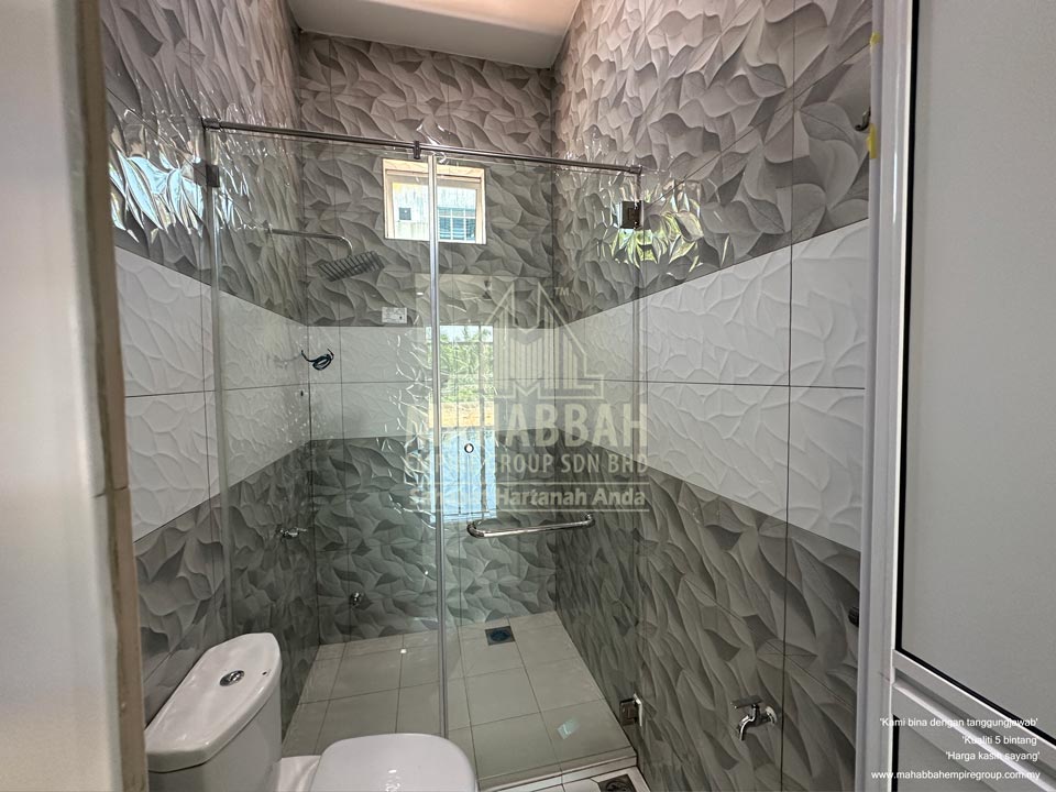 Bilik Air Kedua: Potfolio BRATS di Guchil Kuala Krai - Bina Rumah Atas Tanah Sendiri (BRATS) Villa Danish II (Type C) MEGSB