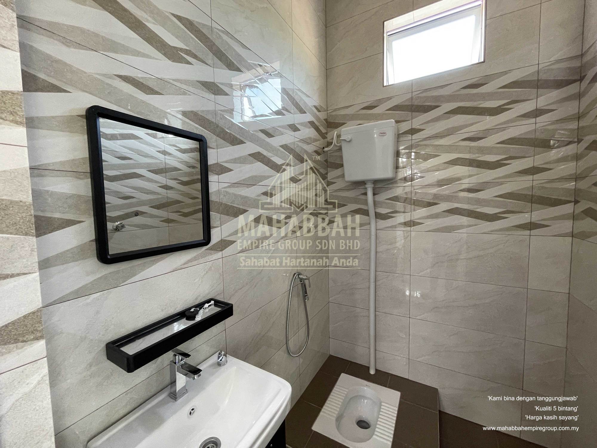 MDH02-D05 Villa Darwisy II: Bilik Air 01