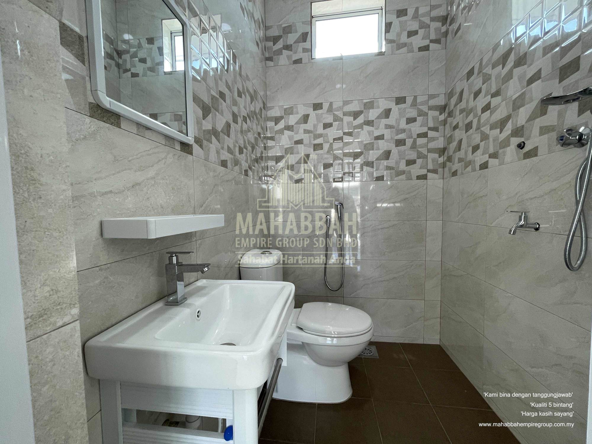 MDH02-D05 Villa Darwisy II: Bilik Air 03