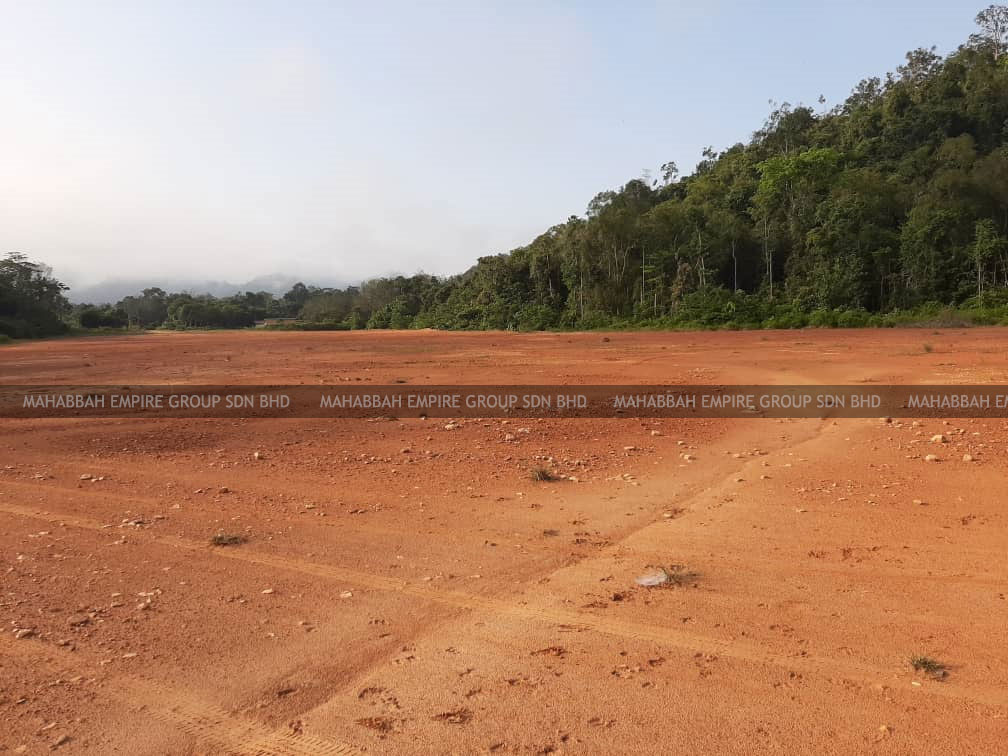 Tanah Lot Banglo Mampu Milik di Kg 10, Kuala Krai