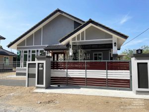 MDH02-D05 Villa Darwisy II: Luar Villa 01