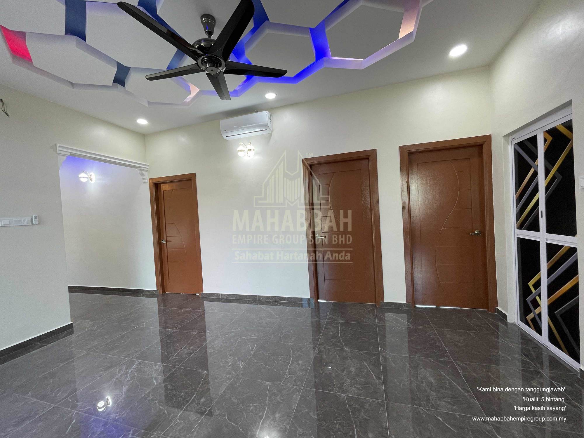 MDH02-D05 Villa Darwisy II: Ruang Keluarga 02