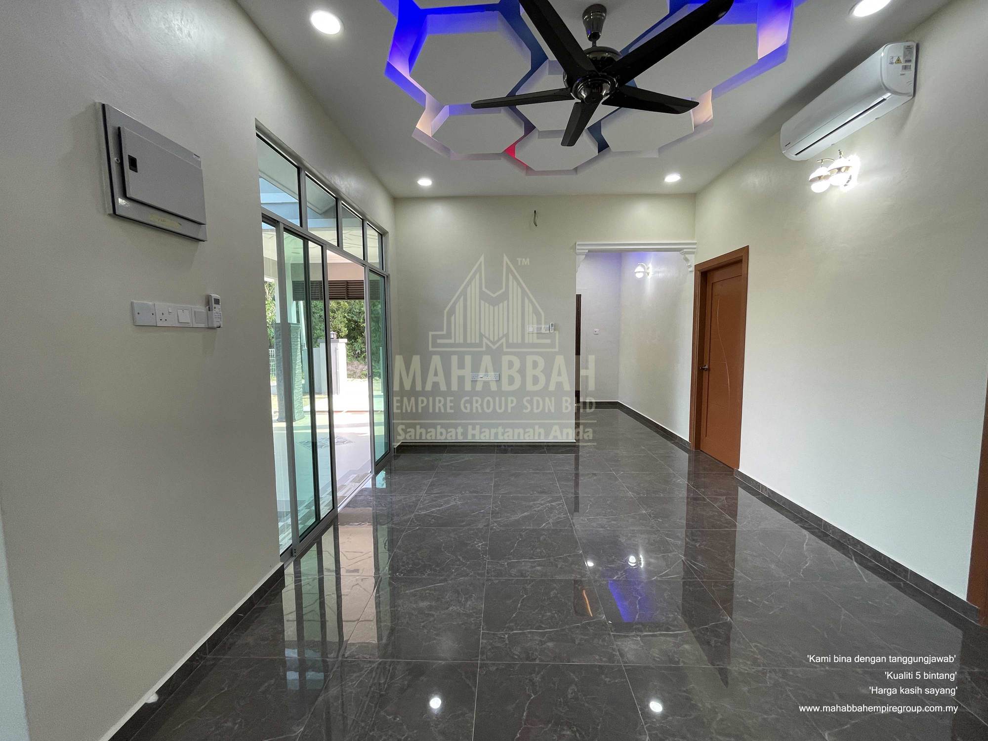 MDH02-D05 Villa Darwisy II: Ruang Keluarga 03