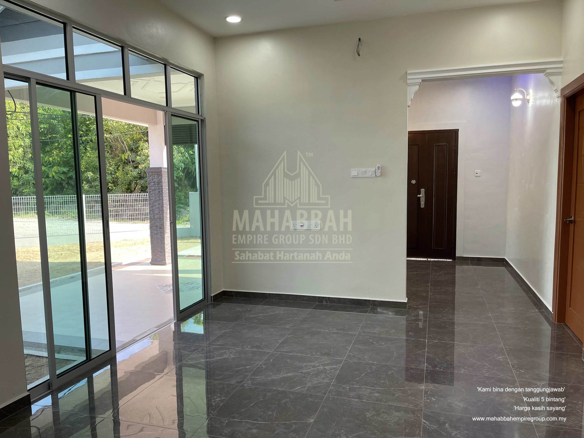 MDH02-D05 Villa Darwisy II: Ruang Keluarga 04