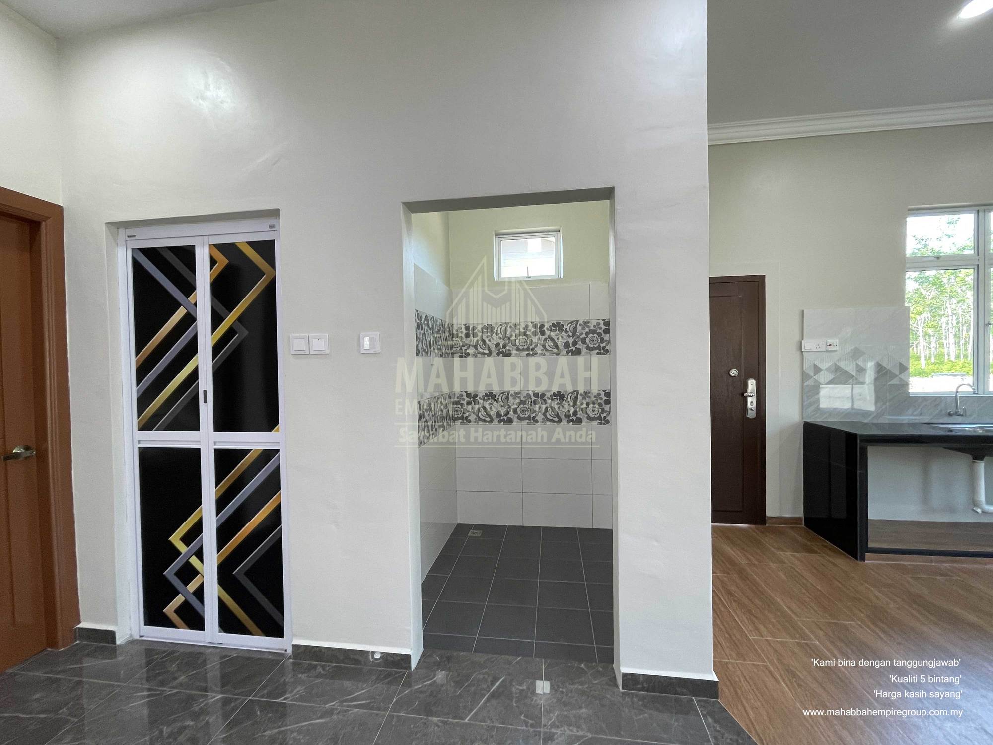 MDH02-D05 Villa Darwisy II: Ruang Dobi 01